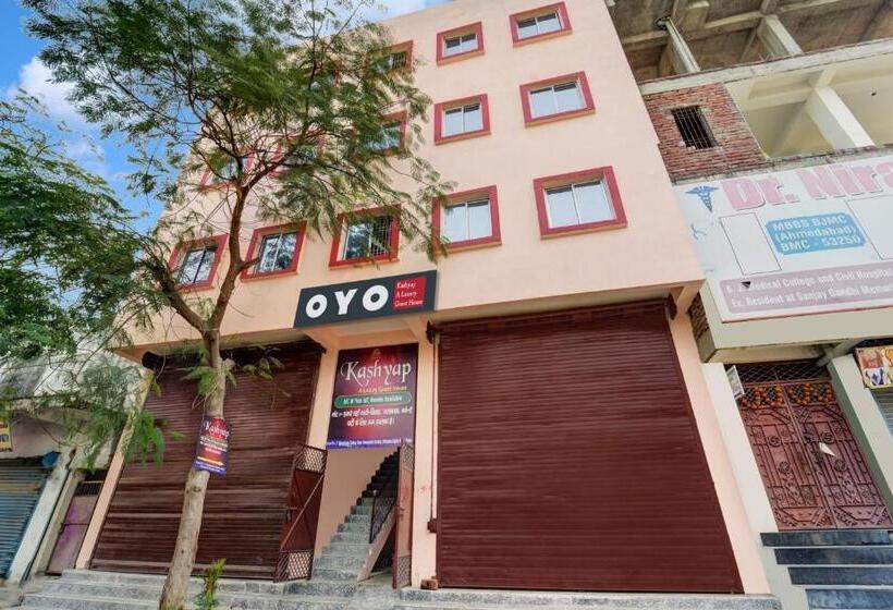 בית מלון כפרי Kashyap A Luxury Guest House