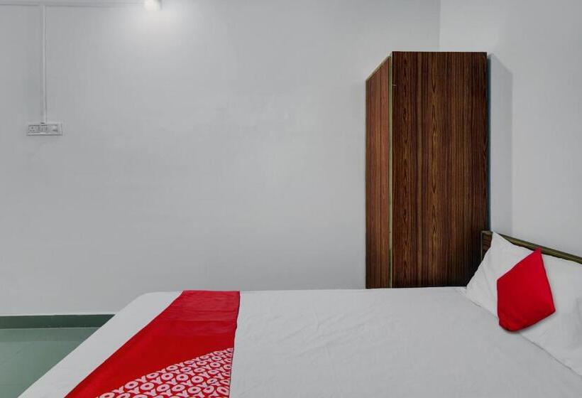 هتل The Mahalaxmi Inn