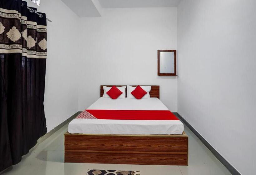 هتل The Mahalaxmi Inn