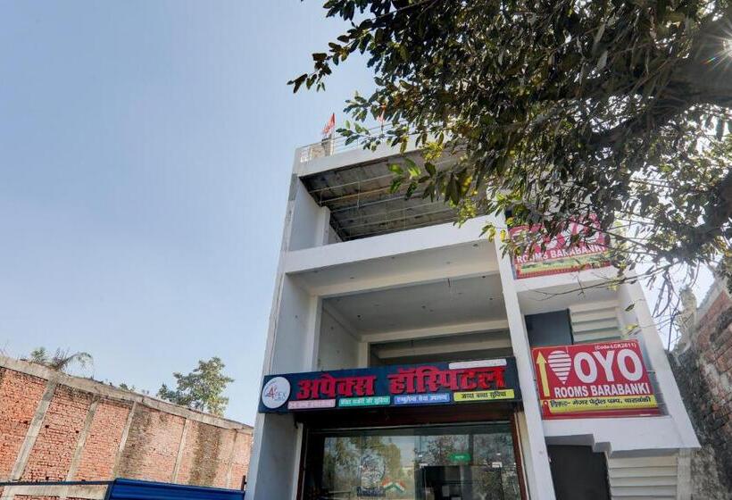 בית מלון כפרי Oyo Rooms Barabanki