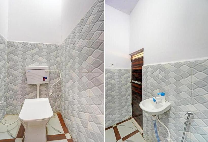 ホテル Oyo The Grand View