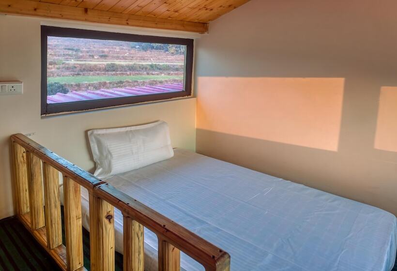 Отель Pitaara Cottages