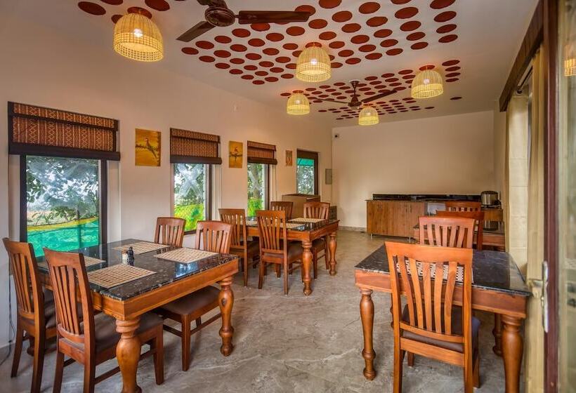 Отель Pitaara Cottages