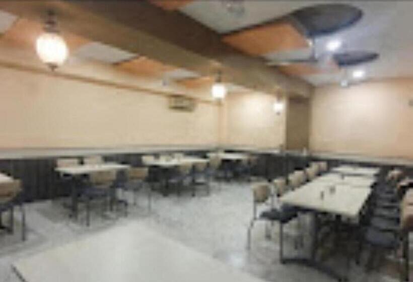 ホテル Pritam Palace , Dhule