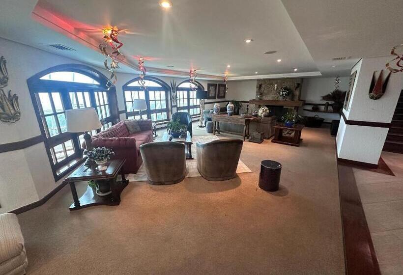 Отель Quatre Saison 308