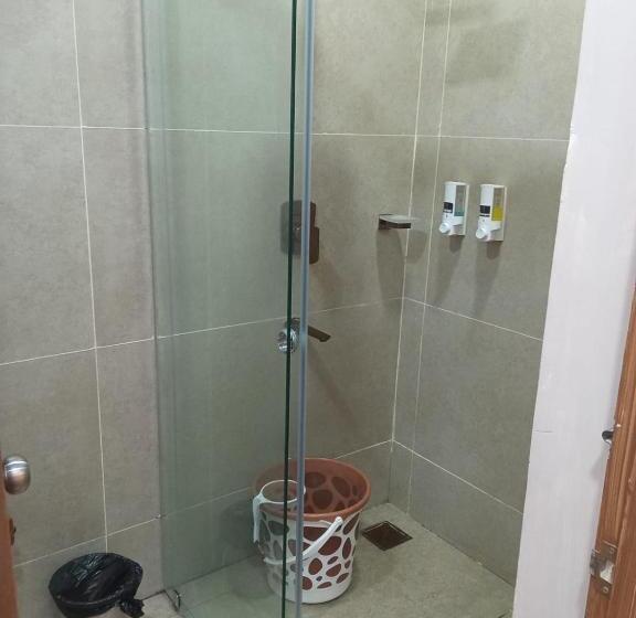 Отель Royal Stay