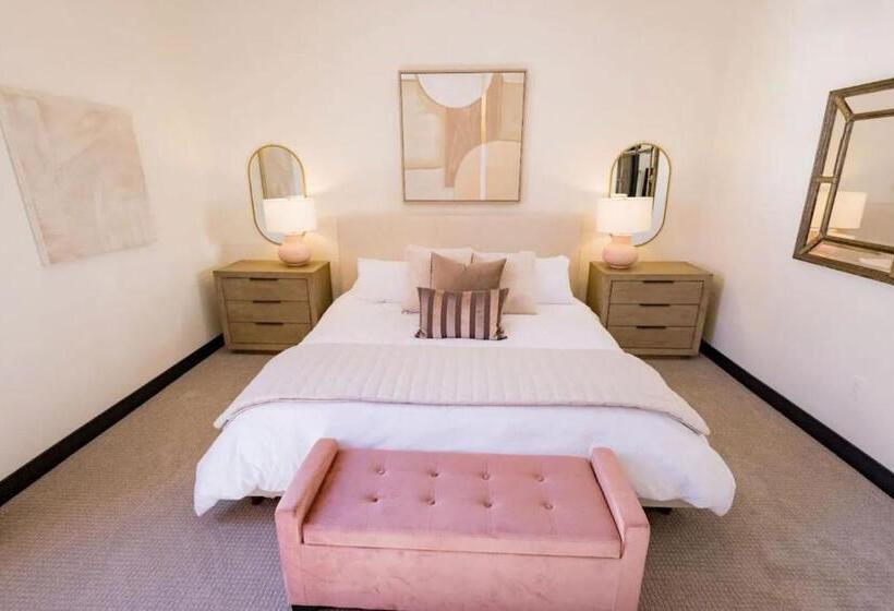 ホテル Speakeasy 2 Room Suite