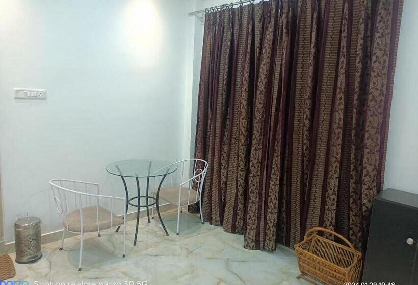 هتل The King S Castle