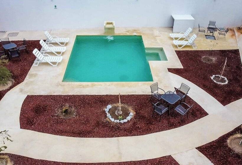 فندق Vagón Resort