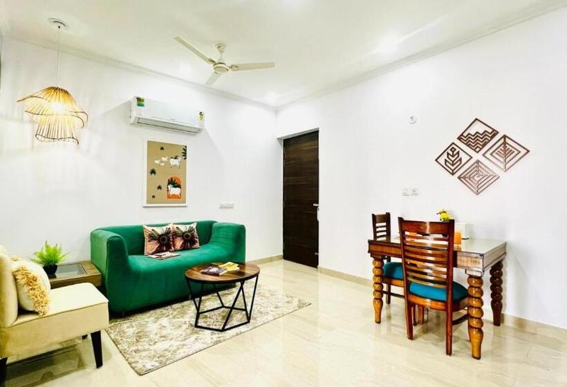 호텔 Zen Suites   Golf Course Road Gurgaon