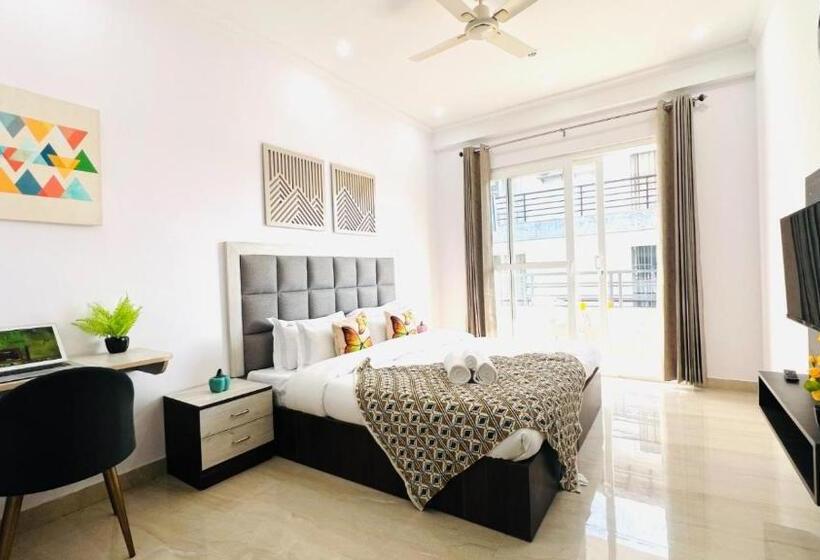 호텔 Zen Suites   Golf Course Road Gurgaon