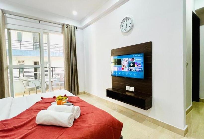 호텔 Zen Suites   Golf Course Road Gurgaon