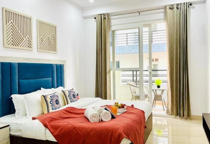 호텔 Zen Suites   Golf Course Road Gurgaon