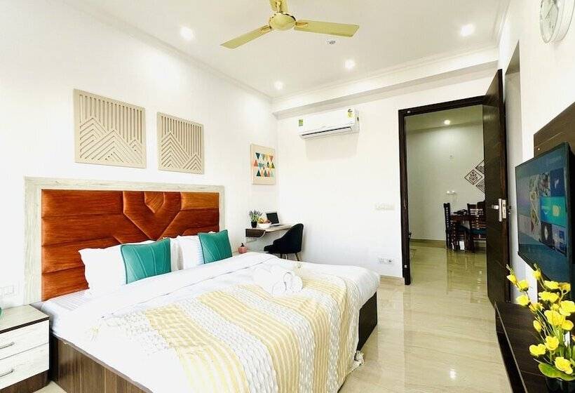 호텔 Zen Suites   Golf Course Road Gurgaon