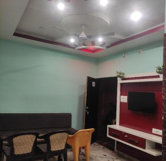 هتل Clear Sky Udaipur