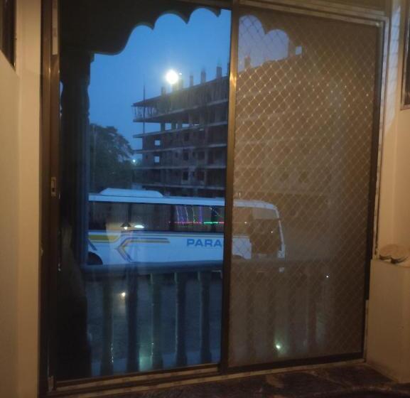 هتل Clear Sky Udaipur