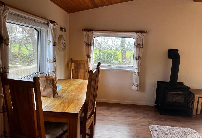 Old Mill Retreat, By River/sea/country Nr Barmouth Dogs