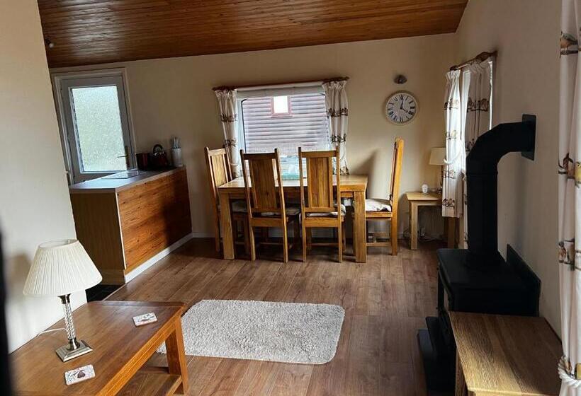 Old Mill Retreat, By River/sea/country Nr Barmouth Dogs