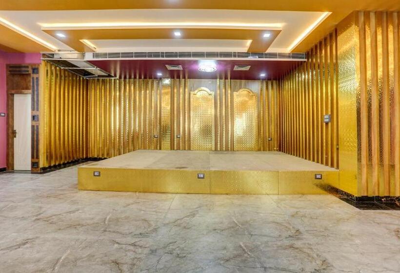 Oyo Hotel Ashok Vihar