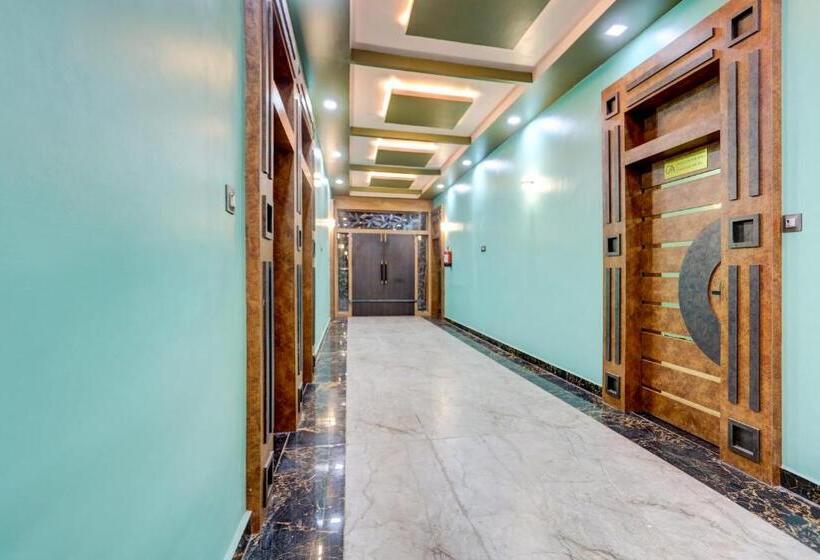 Oyo Hotel Ashok Vihar