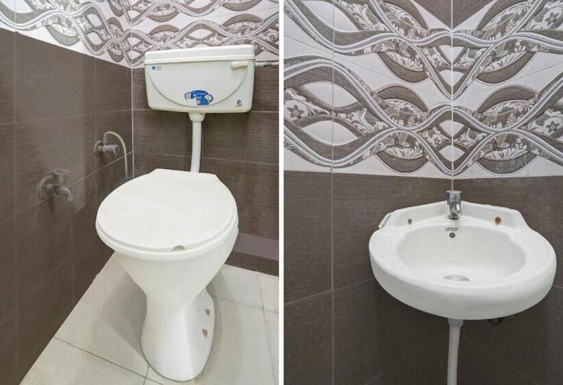 Oyo Hotel R K Shahpura