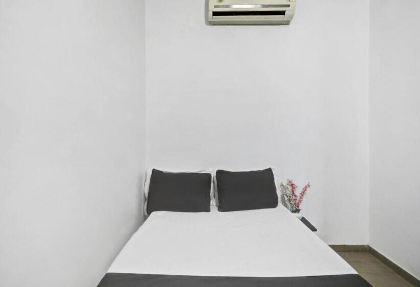 Oyo Hotel R K Shahpura