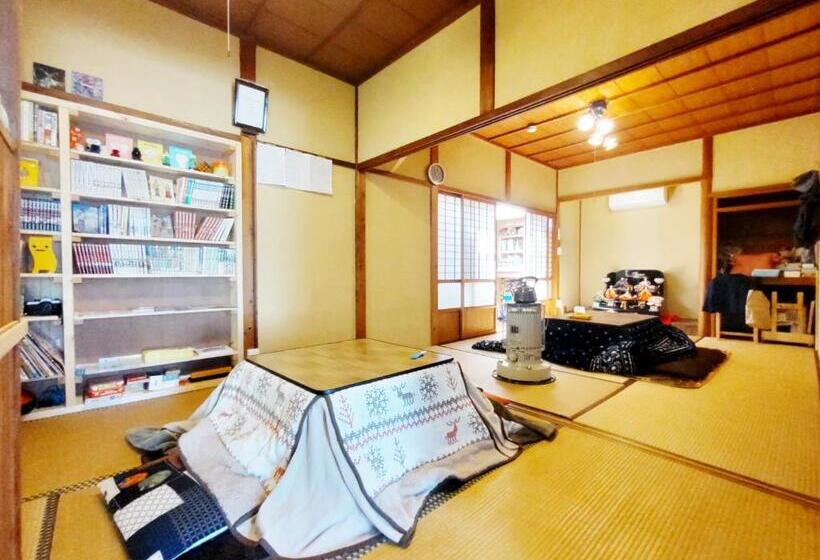 بنسيون Amino Guesthouse Bench