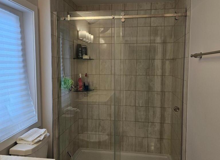 פנסיון Awesome Home