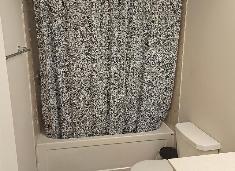 פנסיון Awesome Home