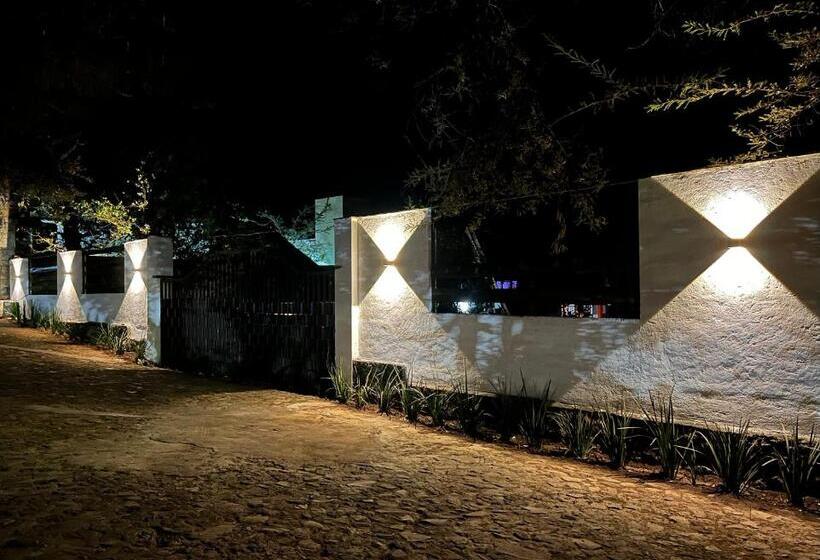 بنسيون Cabañas Cuatro Estaciones