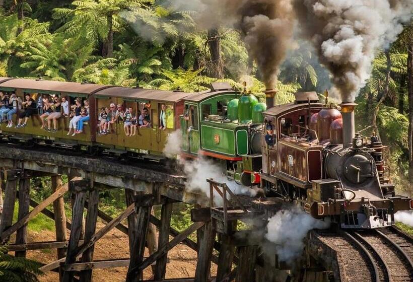 פנסיון Charming Granny Flat Conveniently Located Near Knox Shopping Center