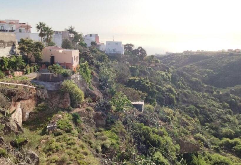 Пансион Finca Azuay   Bikers & Climbers Refuge