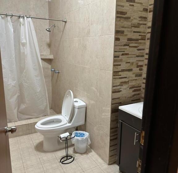 פנסיון Habitaciones Enma