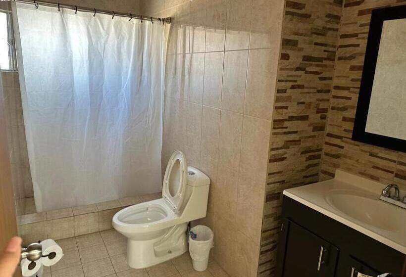 ペンション Habitaciones Enma