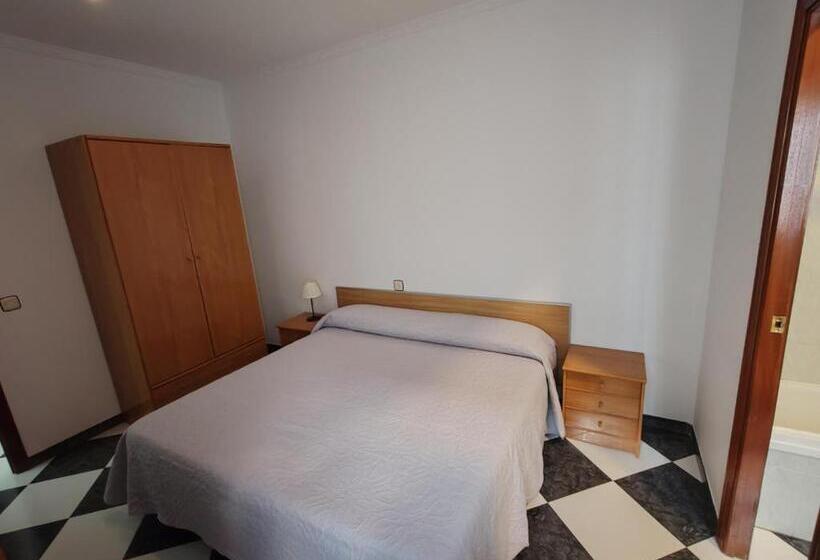 بنسيون Hostal Los Amigos