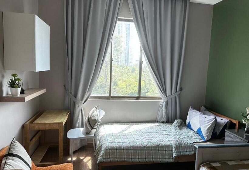 פנסיון Hygienic Cyberjaya Landed Homestay, Free Wifi, Free Parking, Self Check In