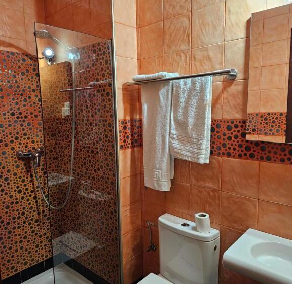 ペンション Lengüetero S.l