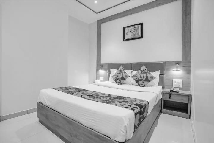 پانسیون New Prakash International