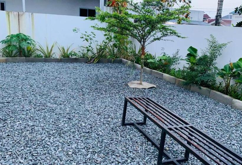 پانسیون Pasadhamhouse