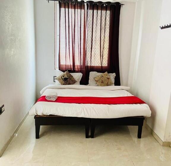 پانسیون Sharma Hotel Run By Shivalaya