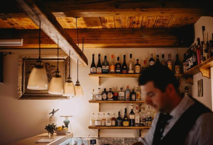 פנסיון Statek Poštolka