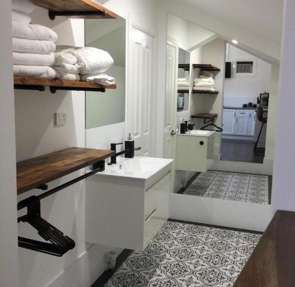 פנסיון Studio On Denne