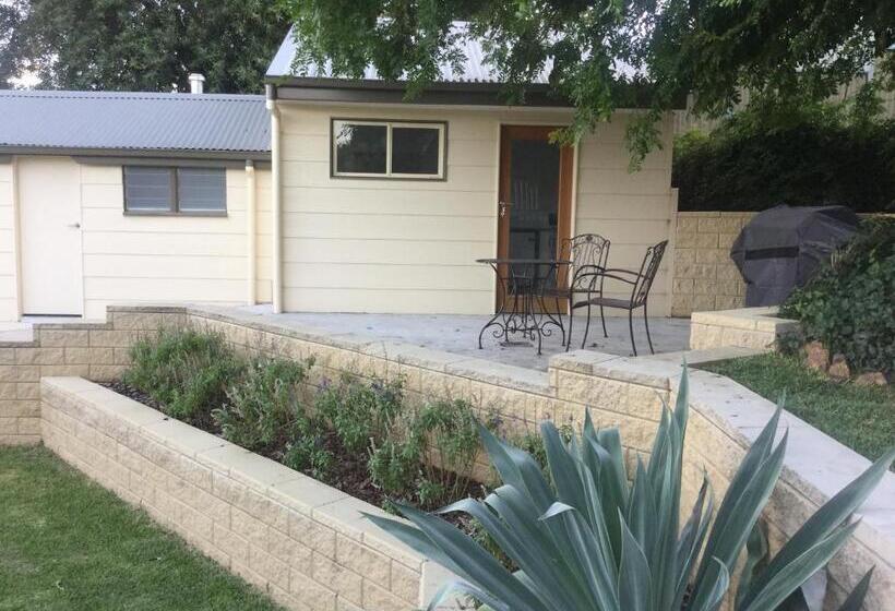 پانسیون Studio On Denne