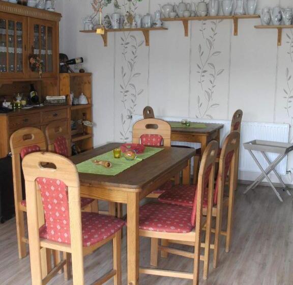 ペンション Wein  Und Gästehaus Lentes