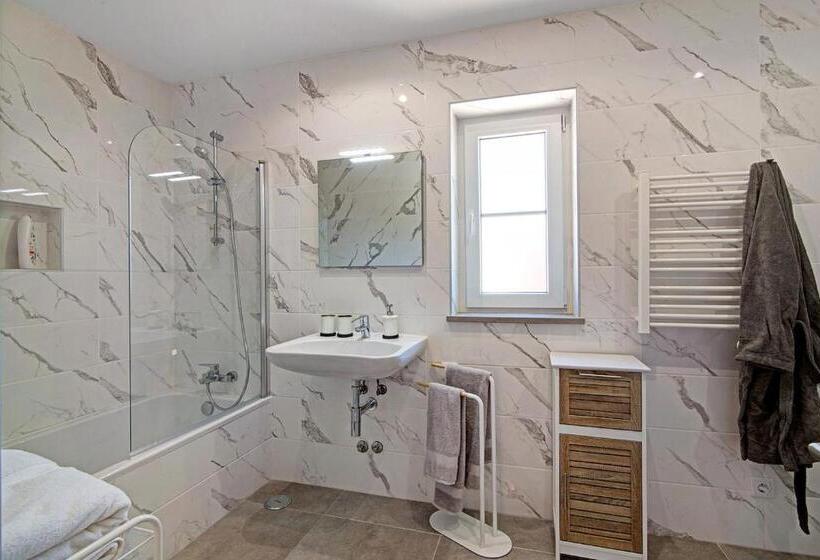 Quinta Da Bornacha   Casa A