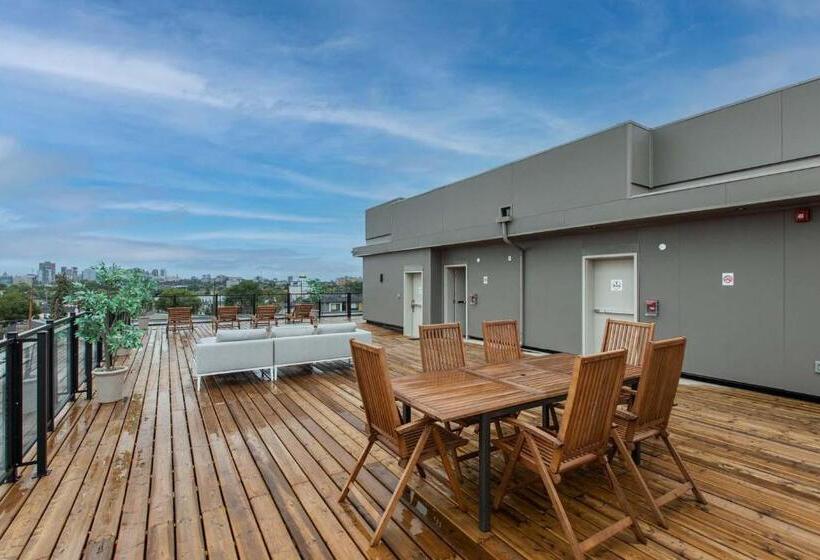 Westview Luxury Suites