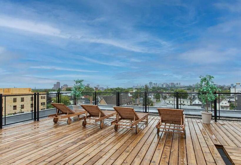 Westview Luxury Suites