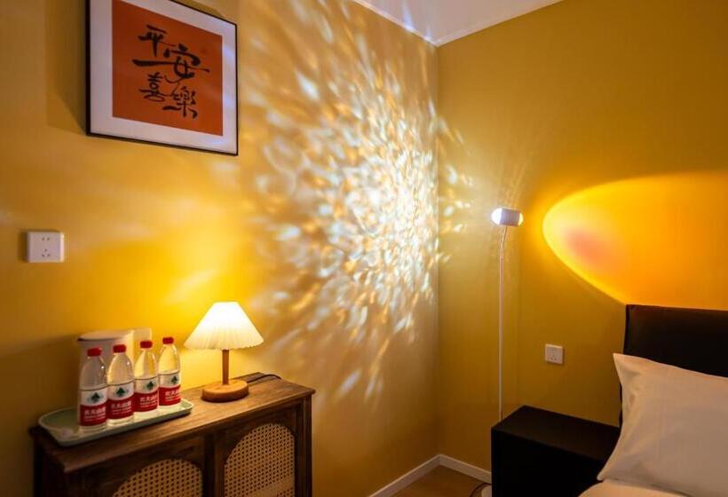 Cloud Expo Apartment