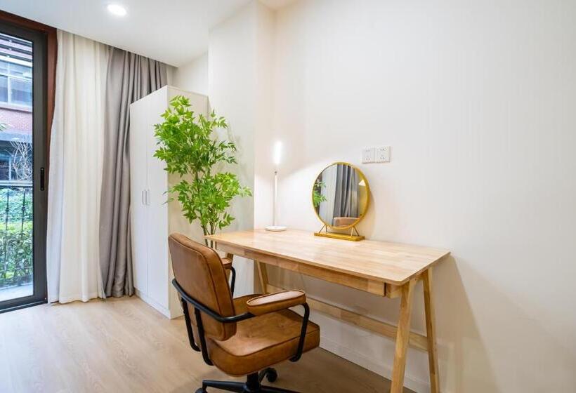 Cloud Expo Apartment