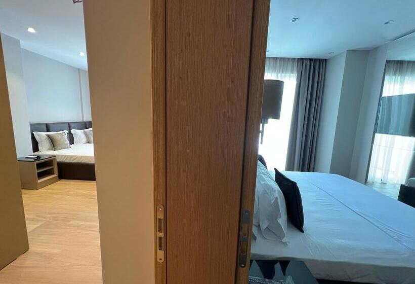 Coastline Luxury Apart